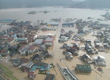 台風の大雨の被害.png